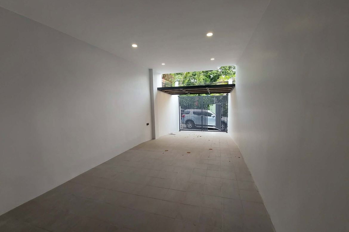 4 Bedroom Townhouse for Sale in Bahay Toro, Quezon City, Metro Manila – photo 3