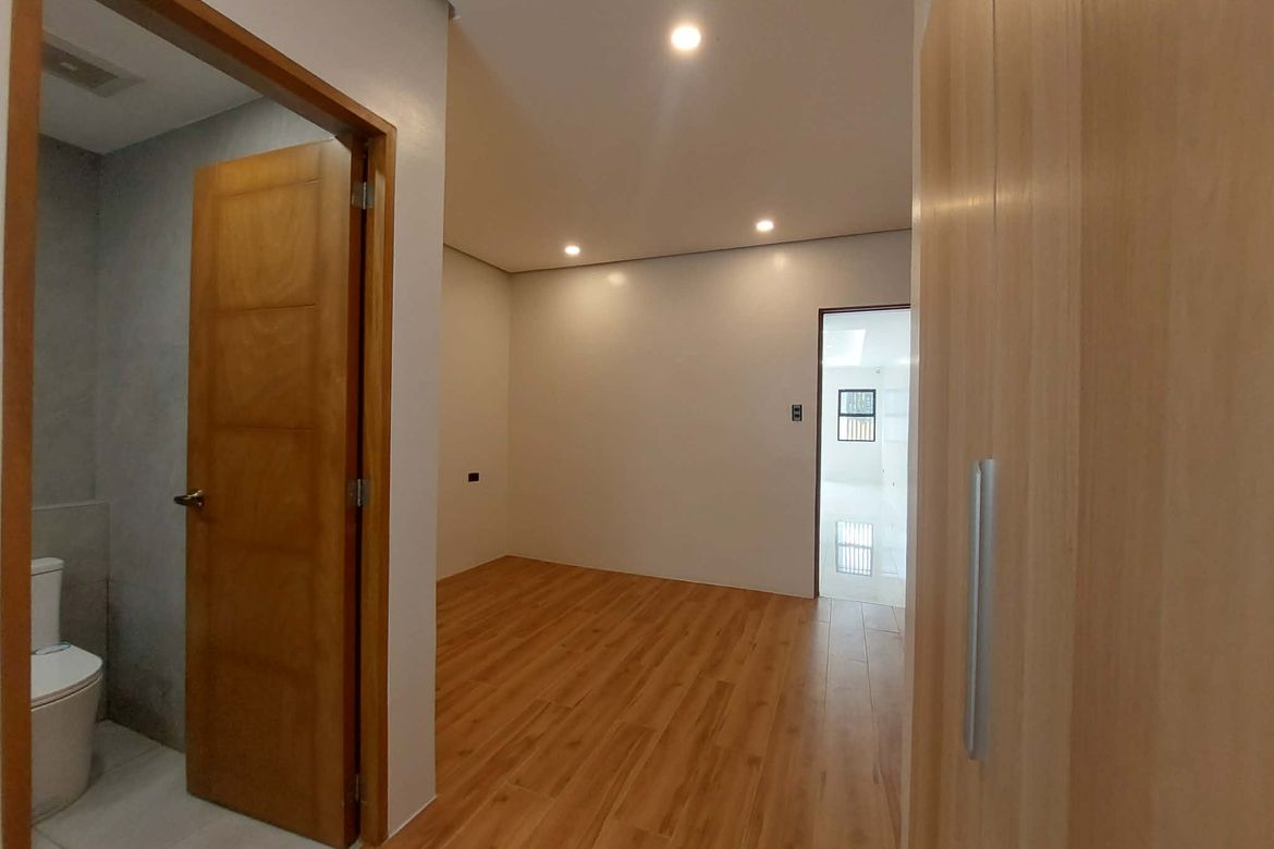 4 Bedroom Townhouse for Sale in Bahay Toro, Quezon City, Metro Manila – photo 5