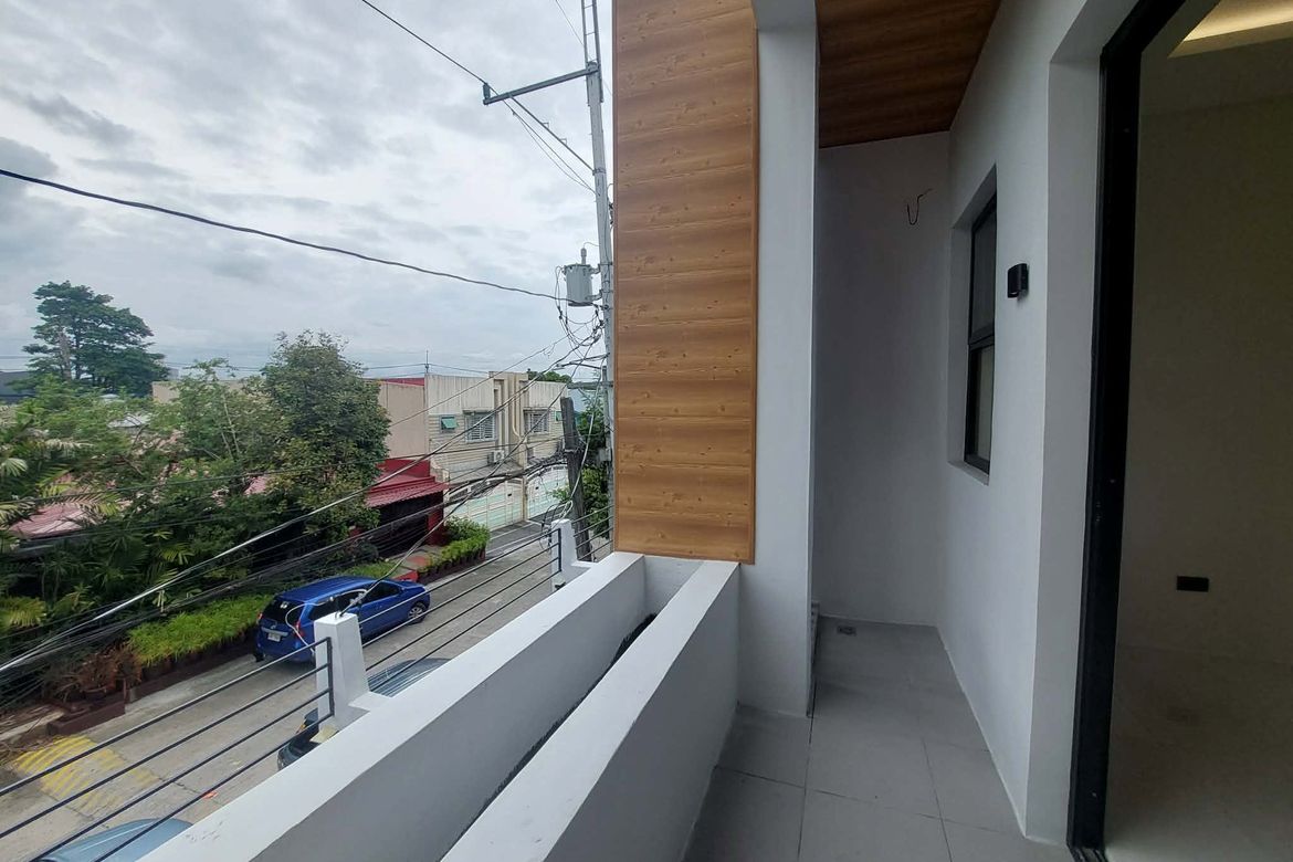 4 Bedroom Townhouse for Sale in Bahay Toro, Quezon City, Metro Manila – photo 6