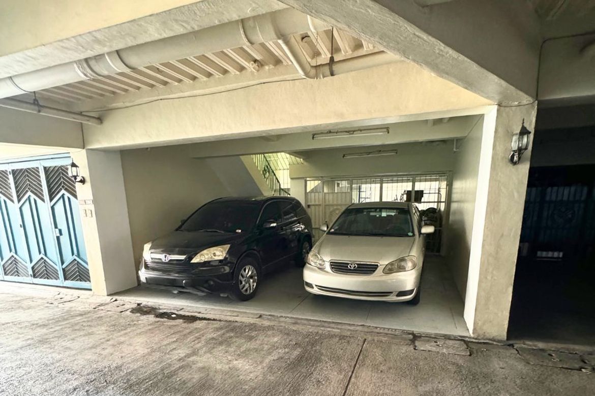 4 Bedroom Townhouse for Sale in Balong-Bato, San Juan, Metro Manila near LRT-2 J. Ruiz – photo 6