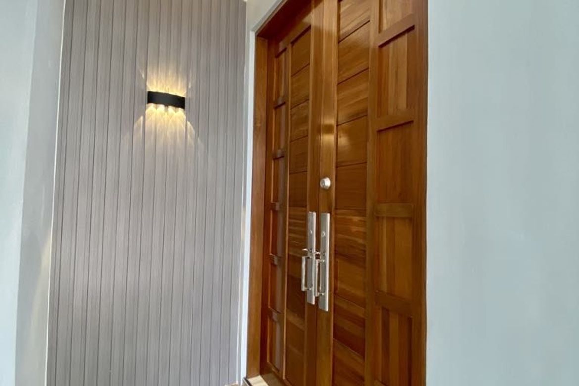 4 Bedroom Townhouse for Sale in Bangkal Townhomes, Bangkal, Makati, Metro Manila near MRT-3 Magallanes