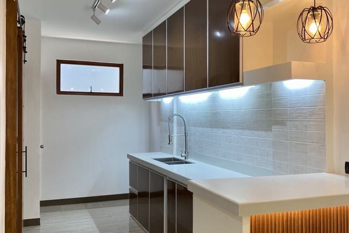 4 Bedroom Townhouse for Sale in Bangkal Townhomes, Bangkal, Makati, Metro Manila near MRT-3 Magallanes – photo 6