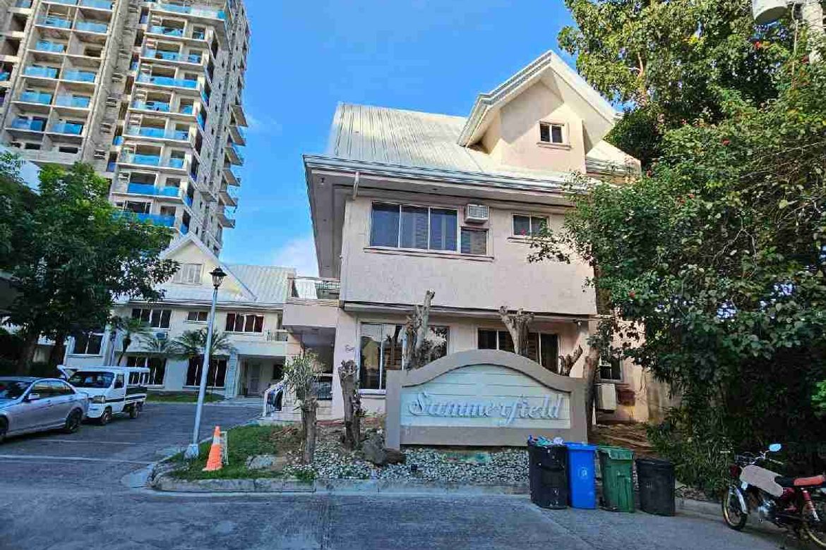 4 Bedroom Townhouse for Sale in Banilad, Cebu City, Cebu – photo 3