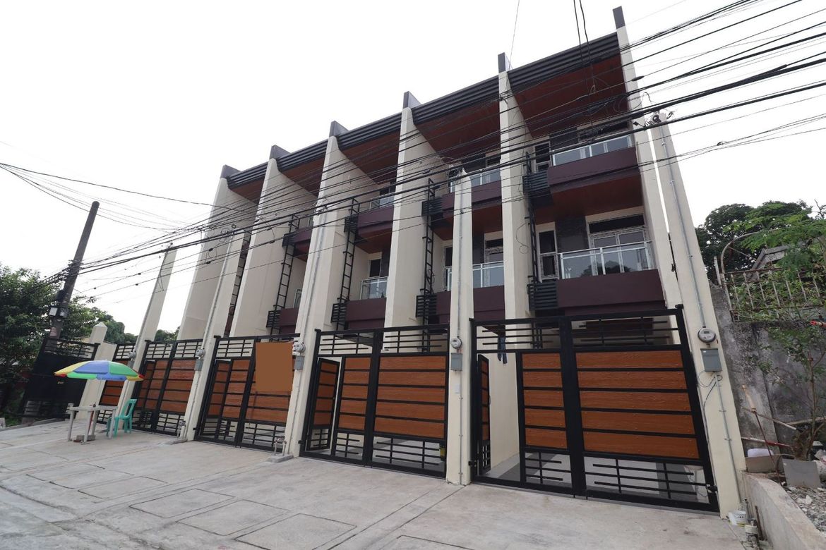 4 Bedroom Townhouse for Sale in Barangay 174, Caloocan, Metro Manila – photo 3