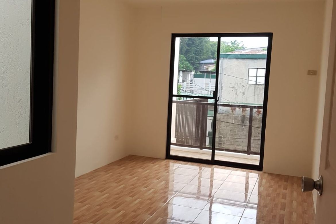 4 Bedroom Townhouse for Sale in Barangay 174, Caloocan, Metro Manila – photo 8