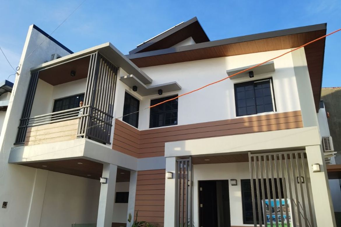 4 Bedroom Townhouse for Sale in Barangay 174, Caloocan, Metro Manila