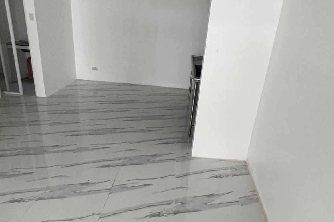 4 Bedroom Townhouse for Sale in BF Homes, Parañaque, Metro Manila – photo 8