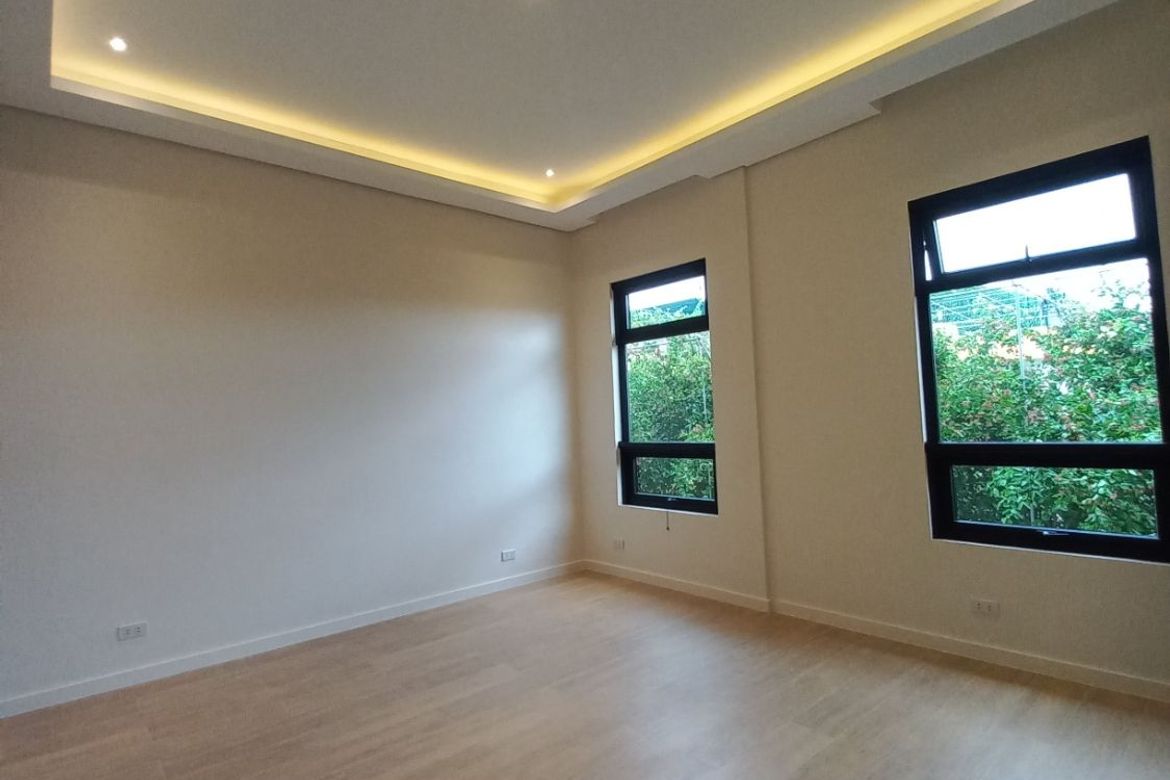 4 Bedroom Townhouse for Sale in BF Homes, Parañaque, Metro Manila – photo 8