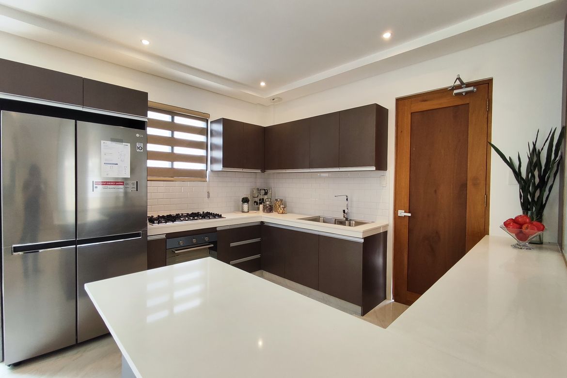 4 Bedroom Townhouse for Sale in BF Homes, Parañaque, Metro Manila – photo 8