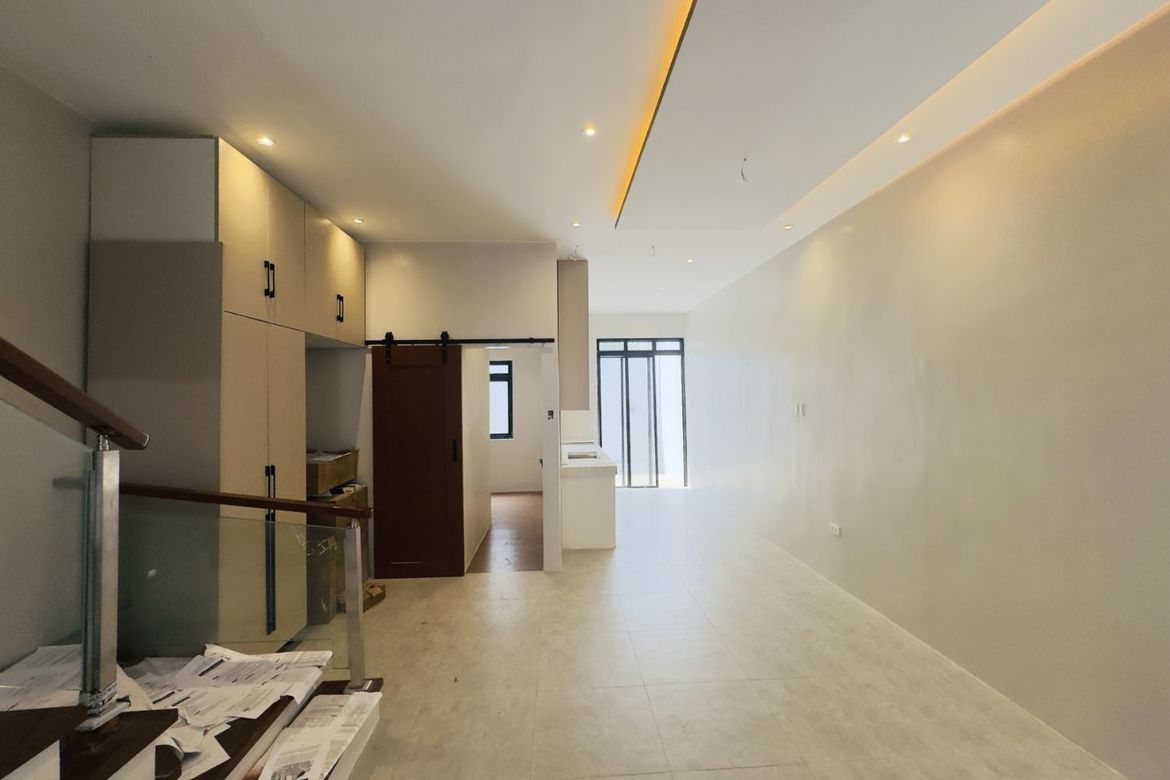 4 Bedroom Townhouse for Sale in BF Resort Village, Talon Dos, Las Piñas, Metro Manila – photo 7