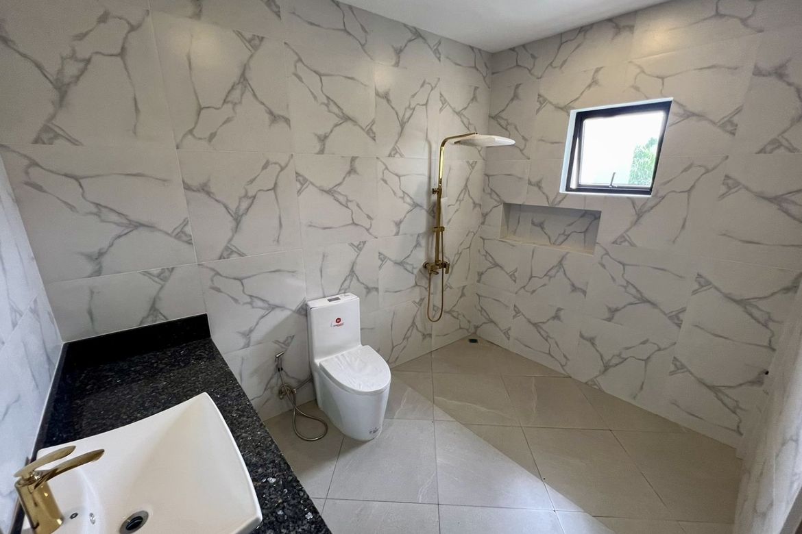 4 Bedroom Townhouse for Sale in BF Resort Village, Talon Dos, Las Piñas, Metro Manila – photo 7