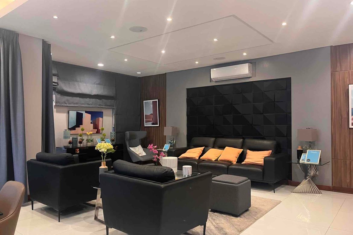 4 Bedroom Townhouse for Sale in Binondo, Manila, Metro Manila near LRT-1 Doroteo Jose – photo 2