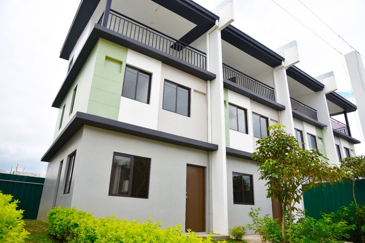 4 Bedroom Townhouse for Sale in Canlubang, Calamba, Laguna – photo 5