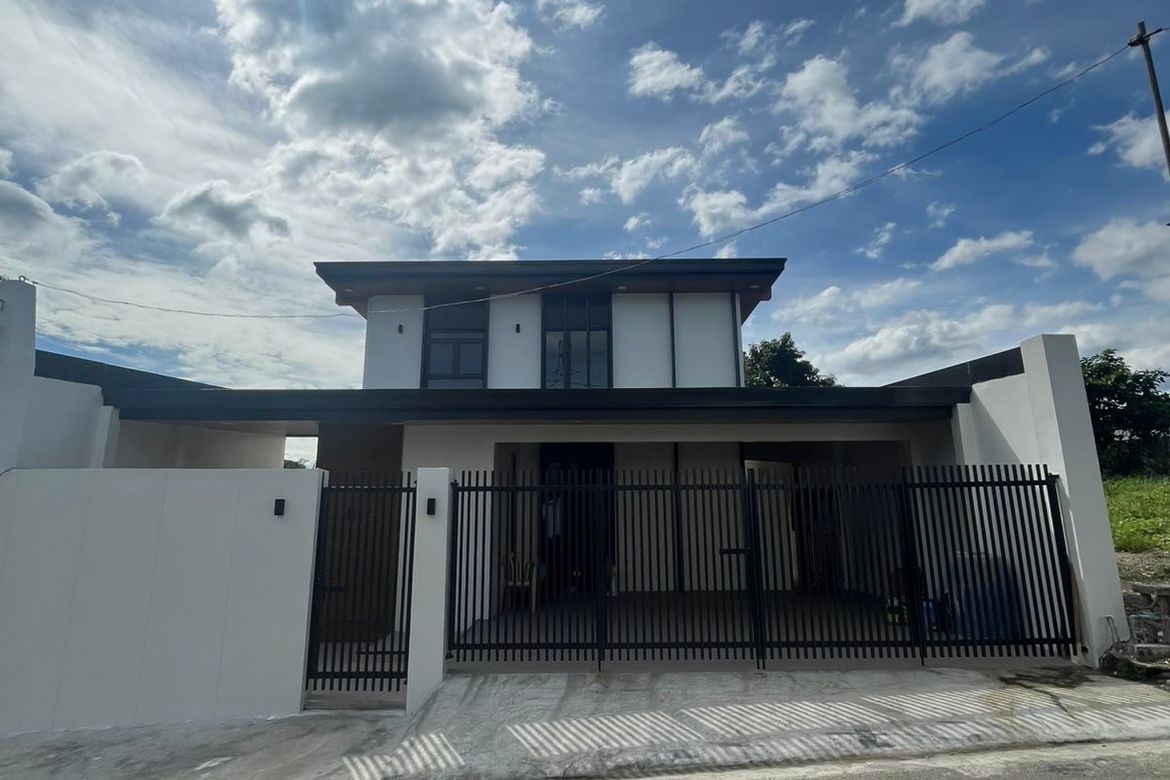 4 Bedroom Townhouse for Sale in Cupang, Antipolo, Rizal