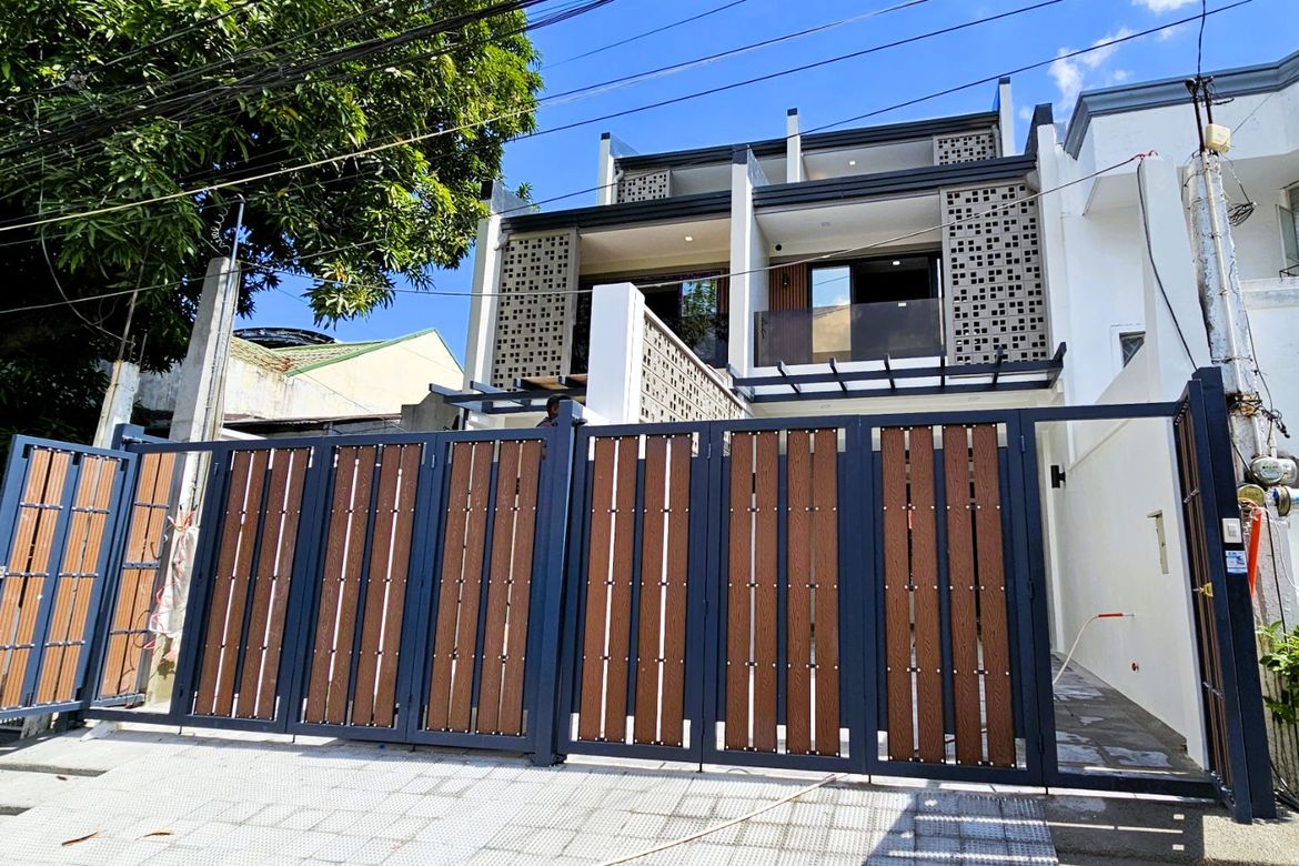 4 Bedroom Townhouse for Sale in Don Bosco, Parañaque, Metro Manila – photo 3
