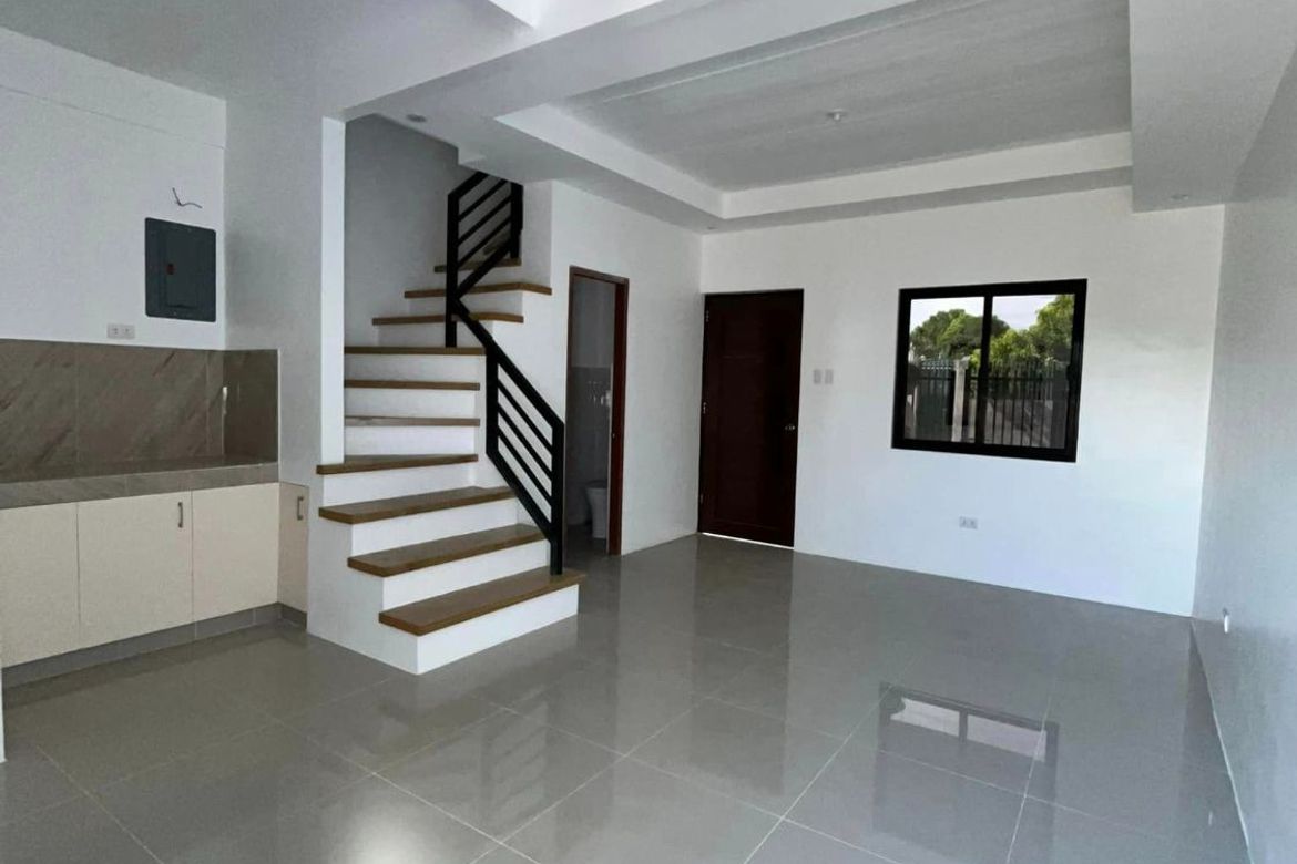 4 Bedroom Townhouse for Sale in Dumoy, Davao City, Davao del Sur – photo 4