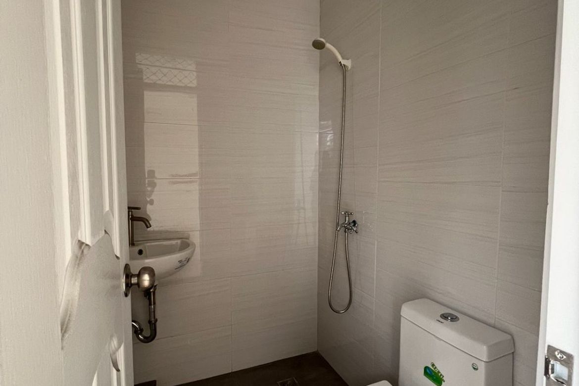 4 Bedroom Townhouse for Sale in Ermitaño, San Juan, Metro Manila near LRT-2 Gilmore – photo 4