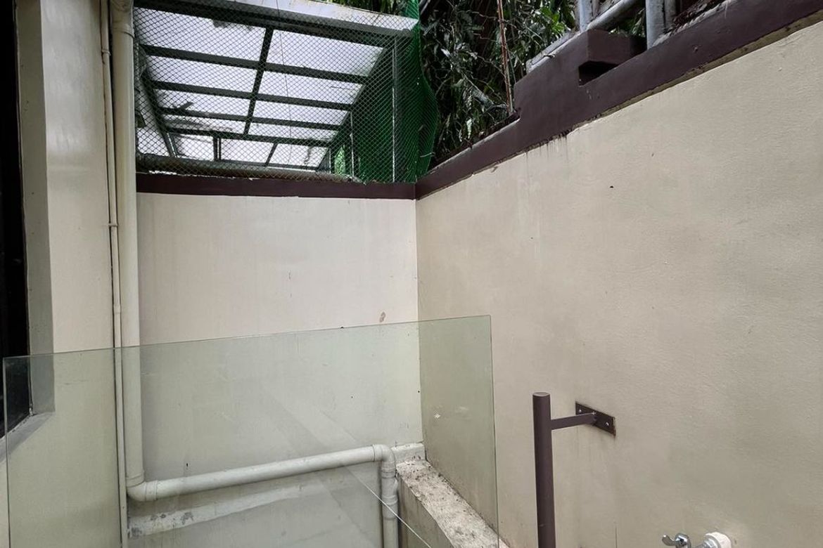 4 Bedroom Townhouse for Sale in Ermitaño, San Juan, Metro Manila near LRT-2 Gilmore – photo 6