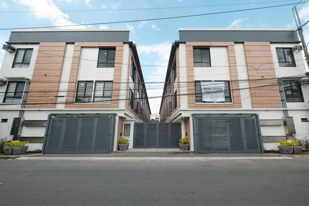 4 Bedroom Townhouse for Sale in Fairview, Quezon City, Metro Manila