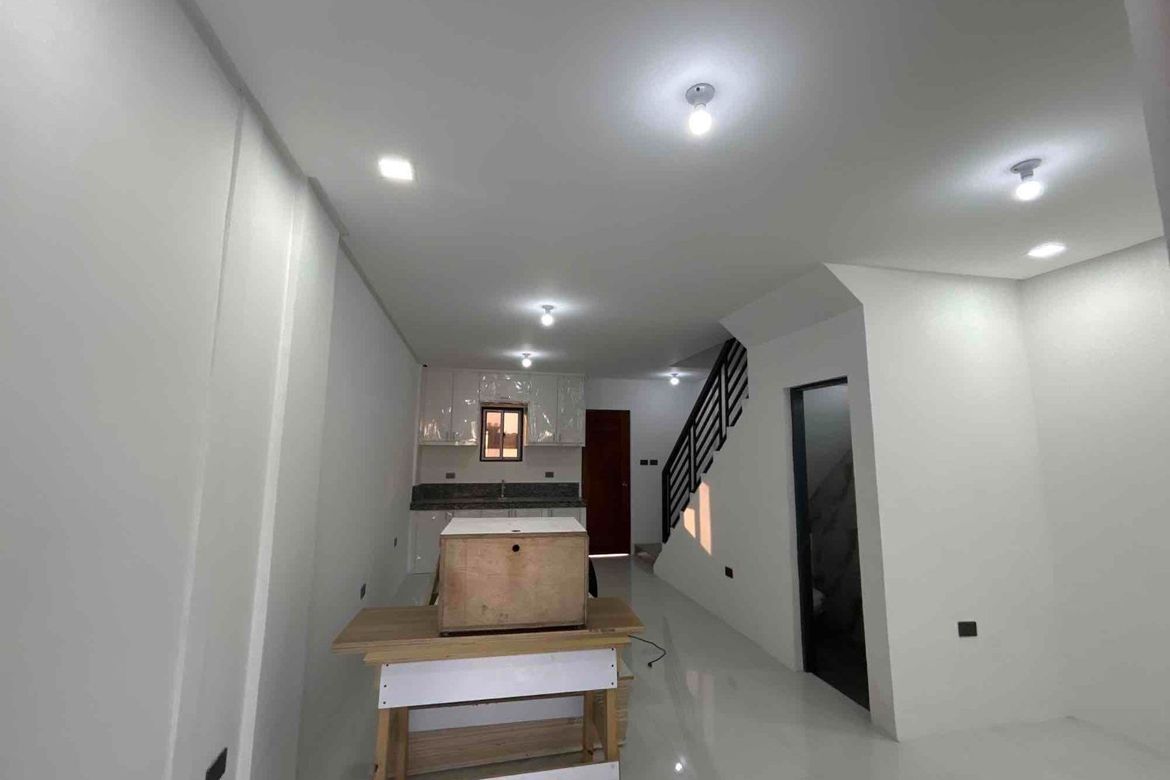 4 Bedroom Townhouse for Sale in Guitnang Bayan I, San Mateo, Rizal – photo 4