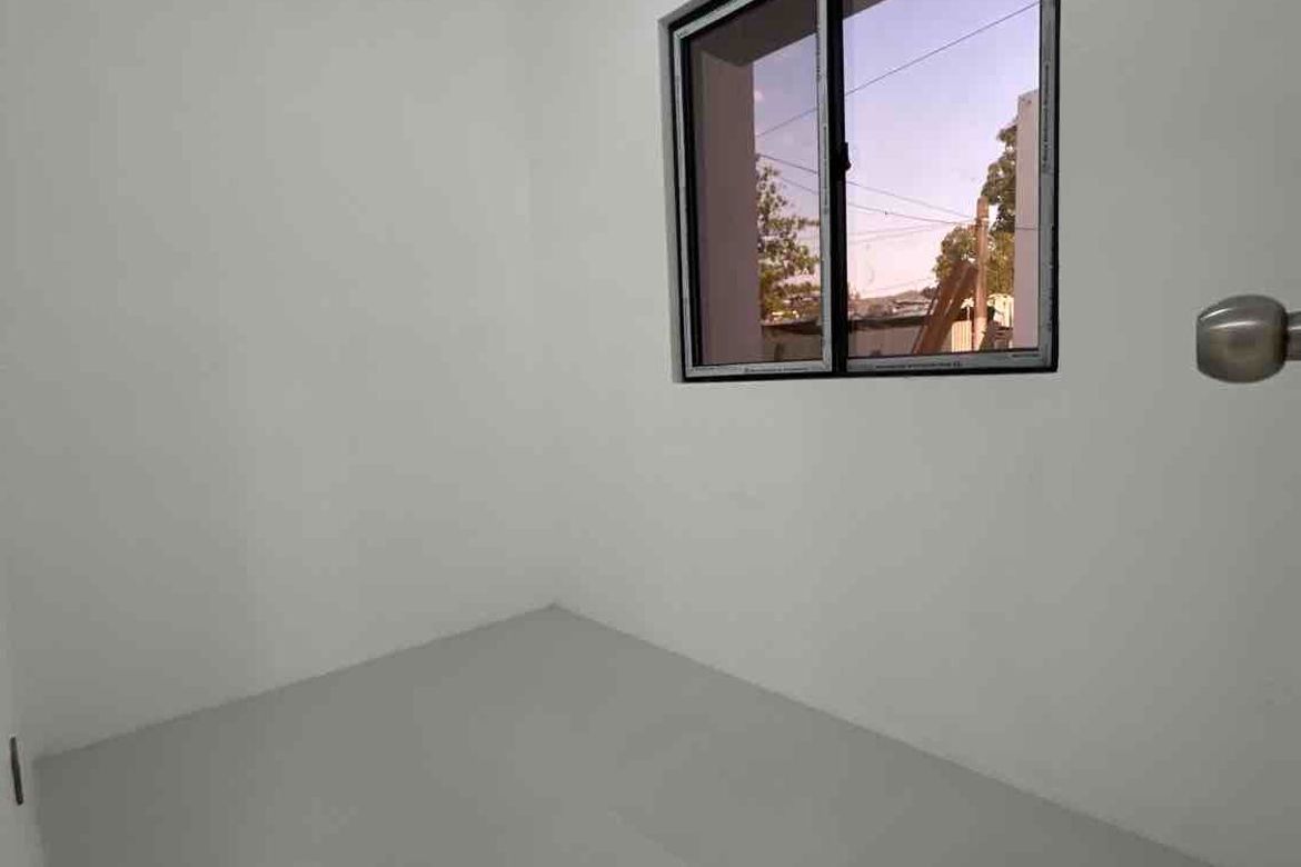 4 Bedroom Townhouse for Sale in Guitnang Bayan I, San Mateo, Rizal – photo 7