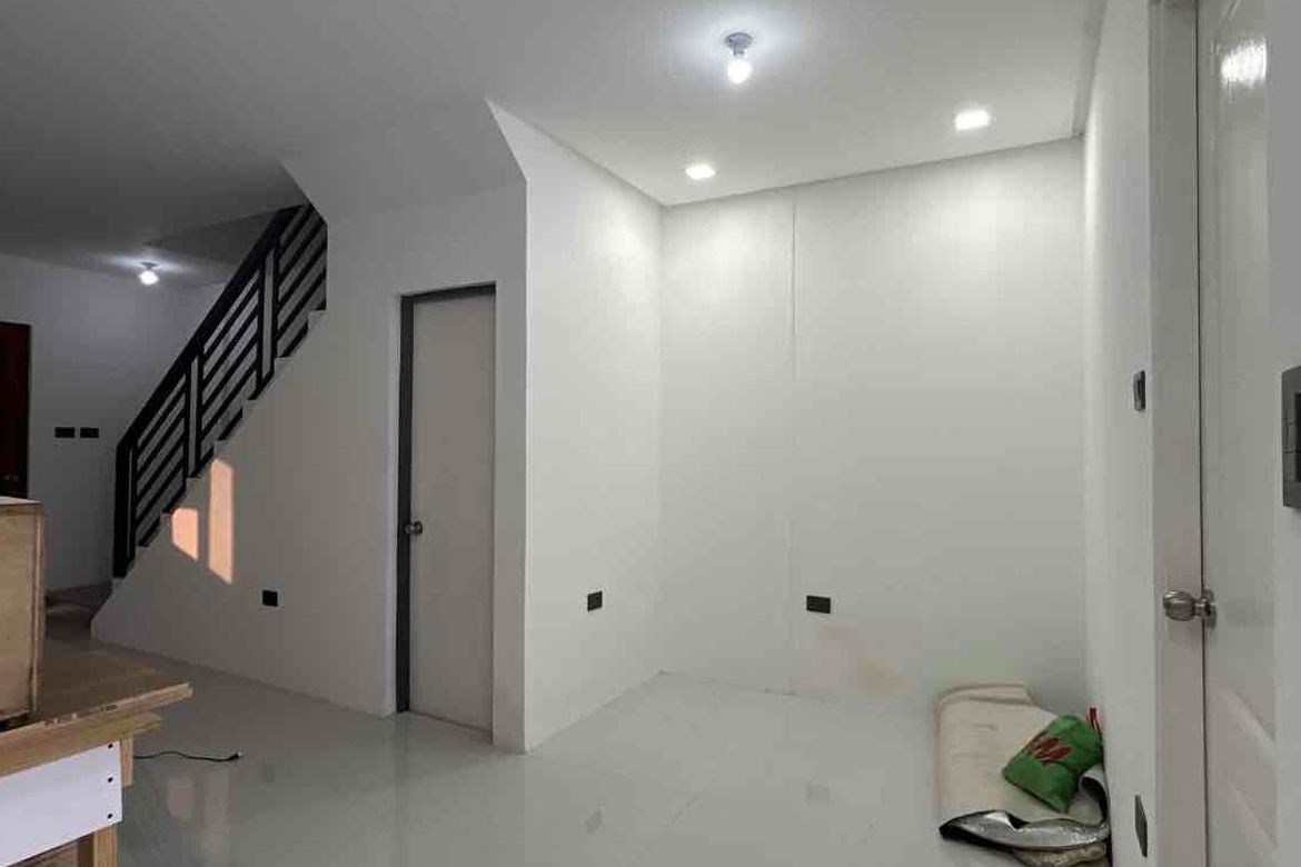 4 Bedroom Townhouse for Sale in Guitnang Bayan I, San Mateo, Rizal – photo 8