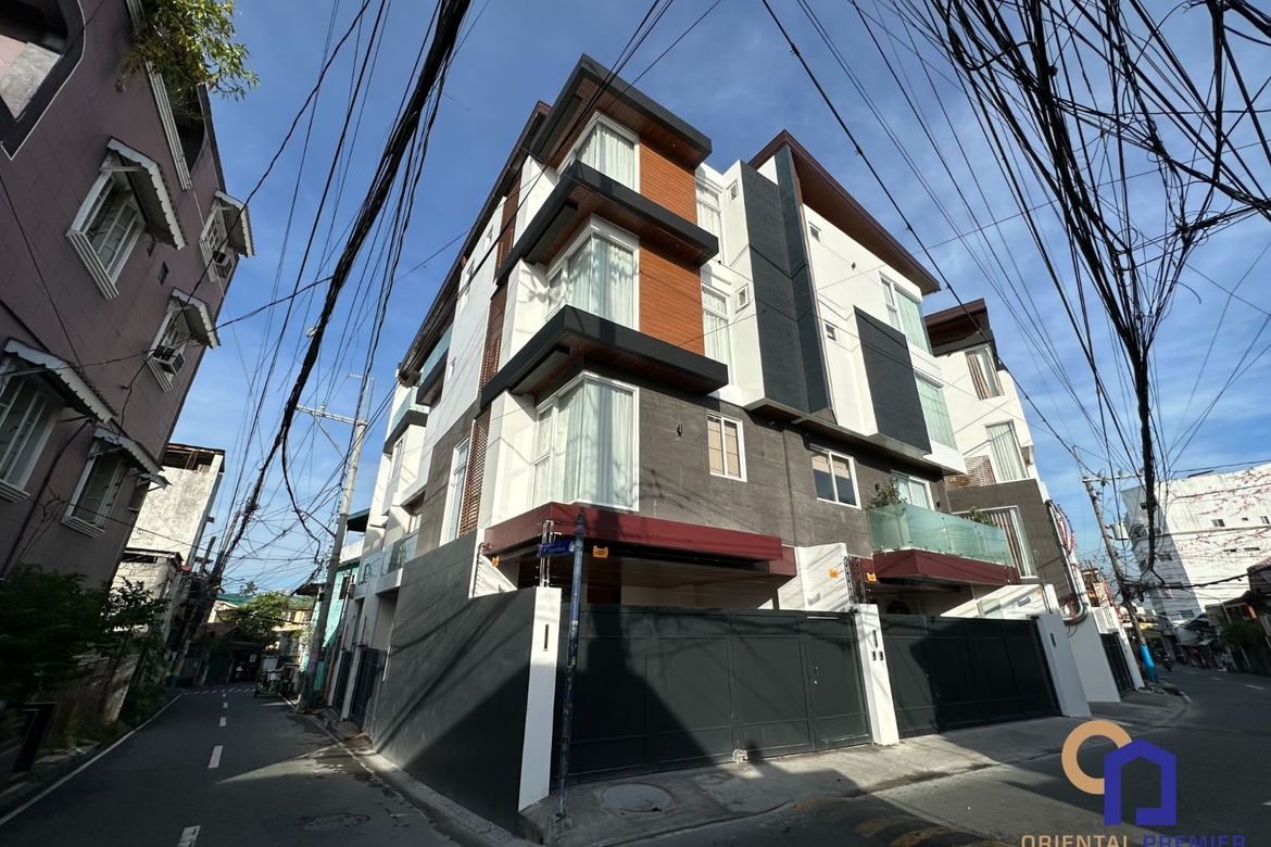 4 Bedroom Townhouse for Sale in Hagdang Bato Itaas, Mandaluyong, Metro Manila – photo 2