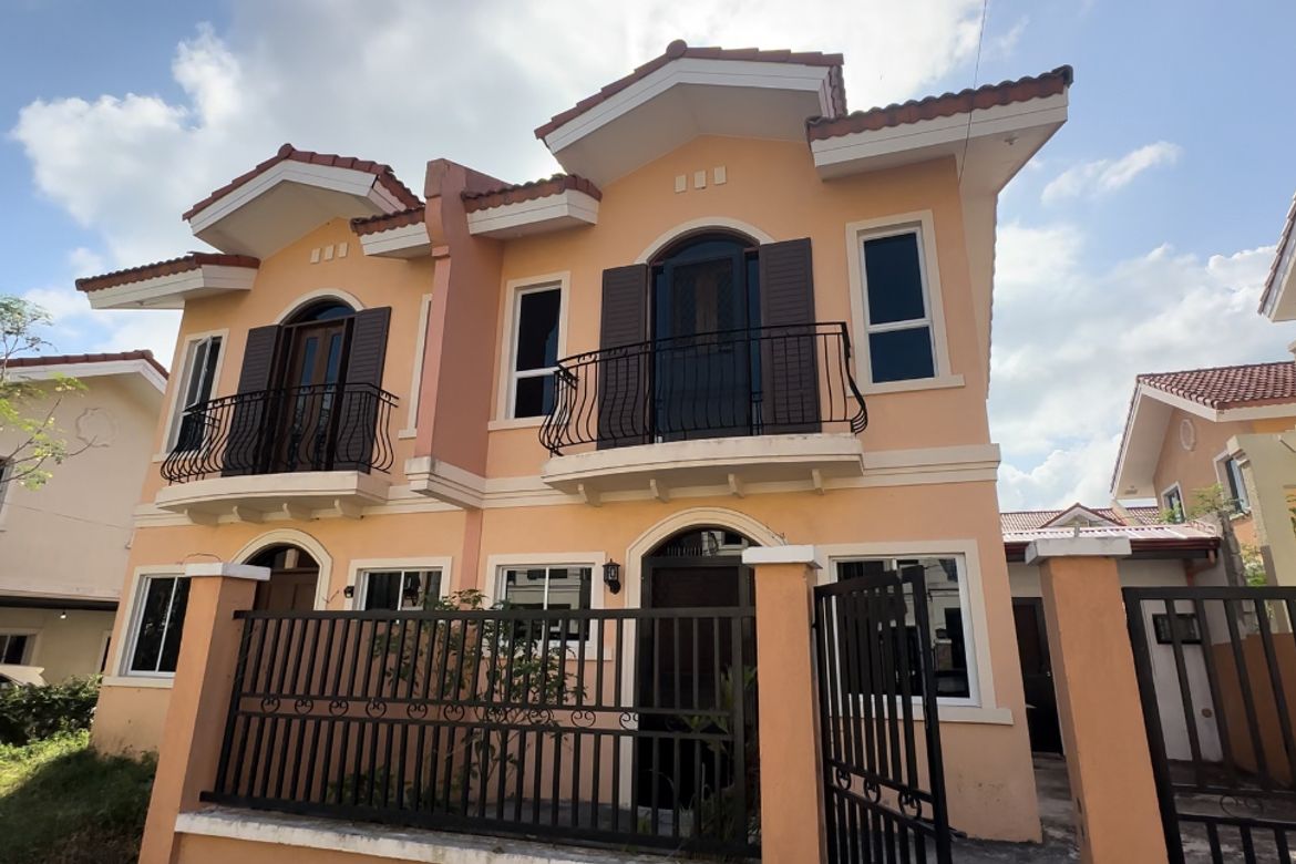 4 Bedroom Townhouse for Sale in Hoyo, Silang, Cavite – photo 2