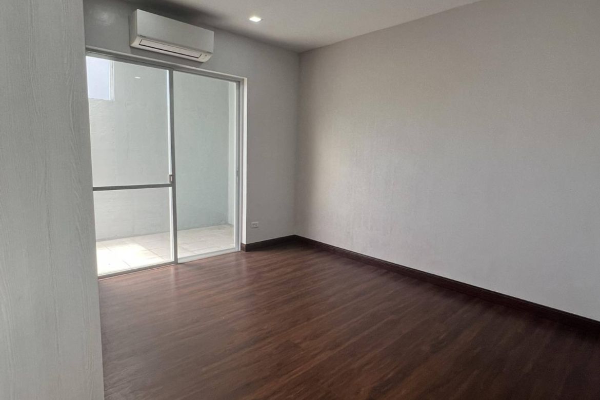 4 Bedroom Townhouse for Sale in Kapitolyo, Pasig, Metro Manila – photo 8