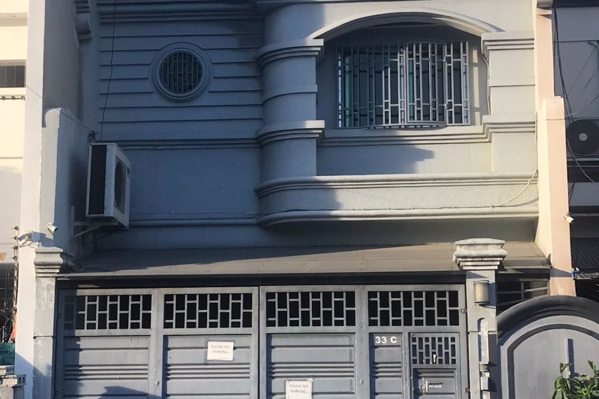 4 Bedroom Townhouse for Sale in Laging Handa, Quezon City, Metro Manila near MRT-3 Kamuning