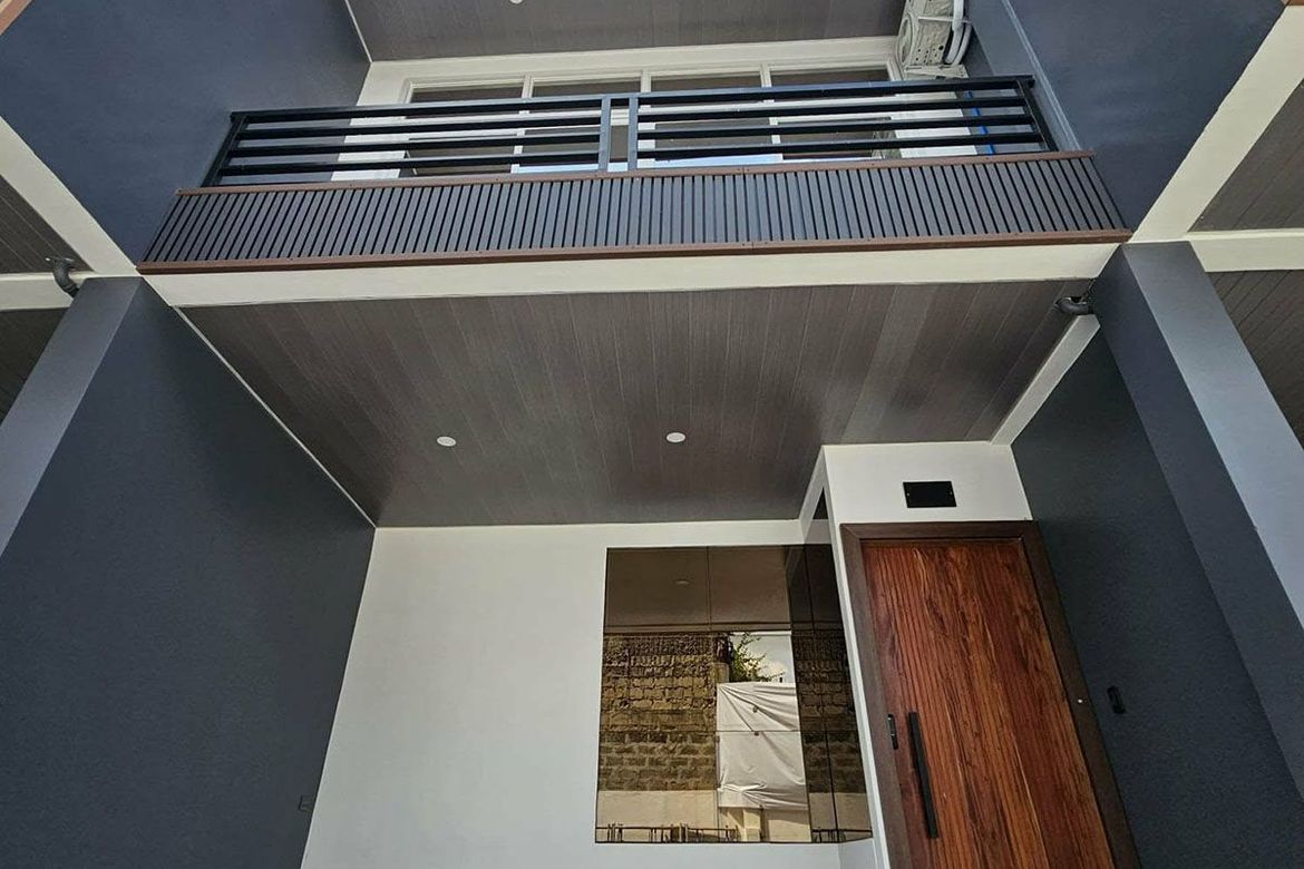 4 Bedroom Townhouse for Sale in Lahug, Cebu City, Cebu