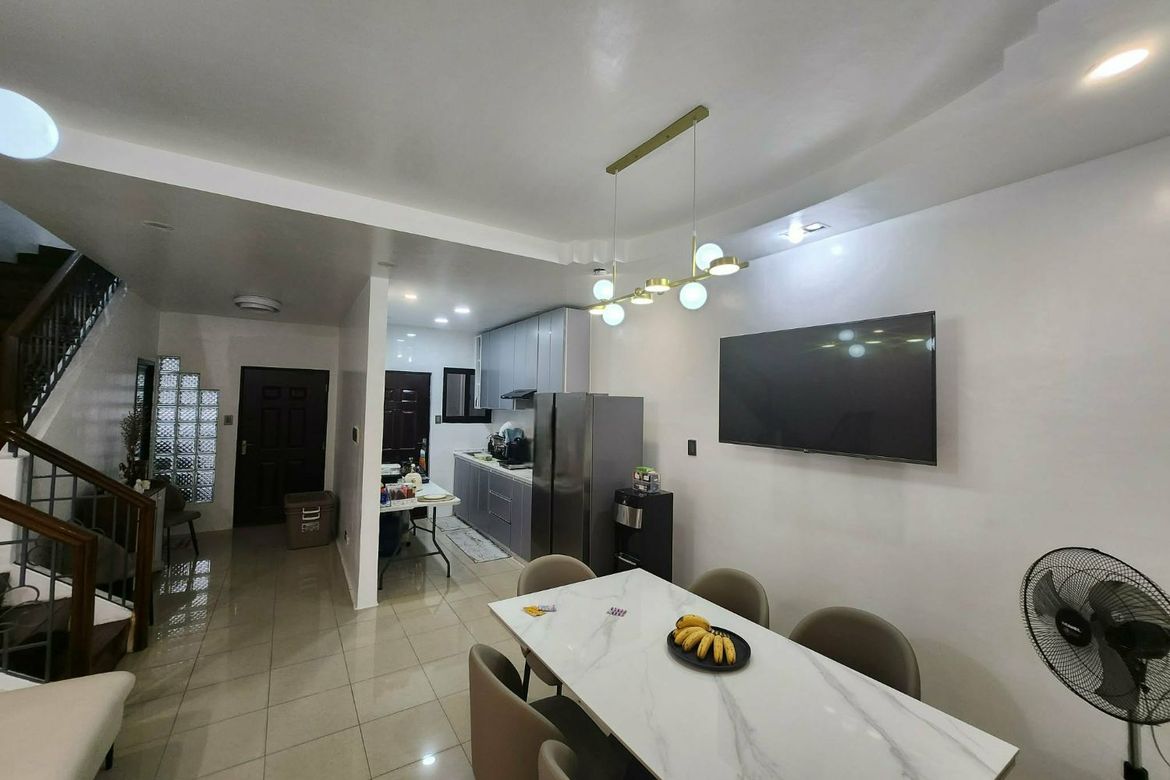 4 Bedroom Townhouse for Sale in Lourdes, Quezon City, Metro Manila – photo 2