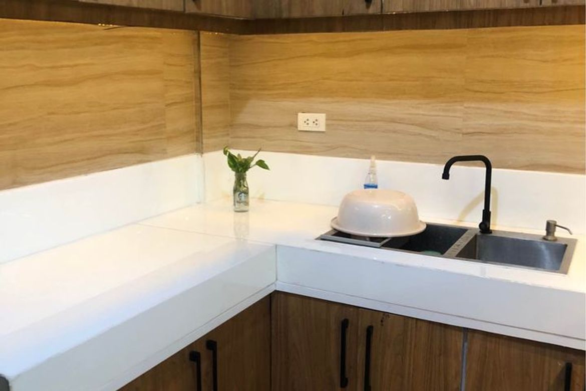 4 Bedroom Townhouse for Sale in Magallanes, Makati, Metro Manila near MRT-3 Magallanes – photo 8