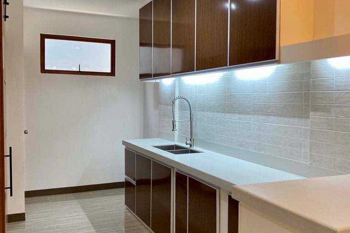 4 Bedroom Townhouse for Sale in Makati Townhouse Bangkal Near Ayala Ave, Barangay 47, Pasay, Metro Manila – photo 8