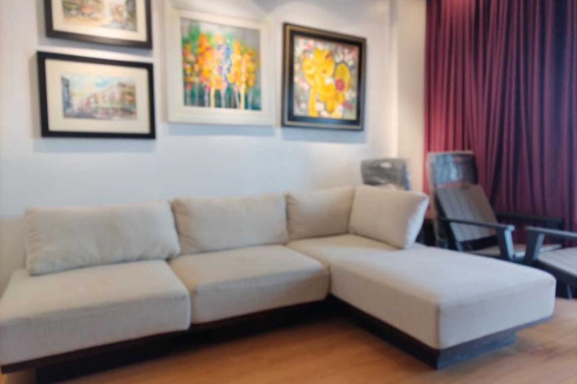4 Bedroom Townhouse for Sale in Malamig, Mandaluyong, Metro Manila near MRT-3 Boni