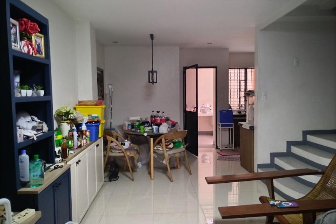 4 Bedroom Townhouse for Sale in Malamig, Mandaluyong, Metro Manila near MRT-3 Boni – photo 2
