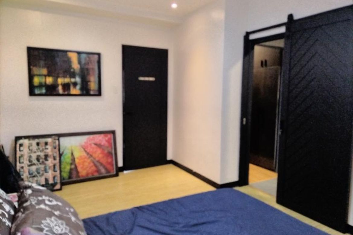 4 Bedroom Townhouse for Sale in Malamig, Mandaluyong, Metro Manila near MRT-3 Boni – photo 3
