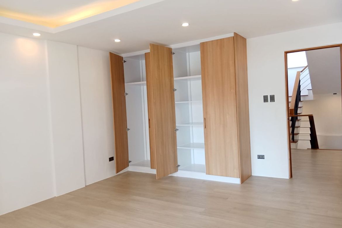 4 Bedroom Townhouse for Sale in Malamig, Mandaluyong, Metro Manila near MRT-3 Boni – photo 7