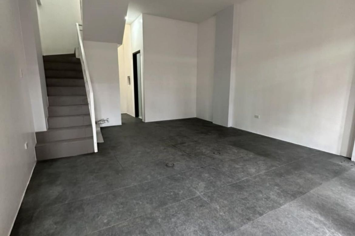 4 Bedroom Townhouse for Sale in Malate, Manila, Metro Manila near LRT-1 Vito Cruz – photo 5