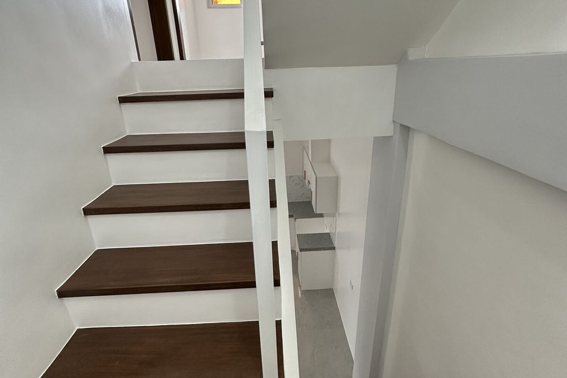 4 Bedroom Townhouse for Sale in Malate, Manila, Metro Manila near LRT-1 Vito Cruz – photo 8