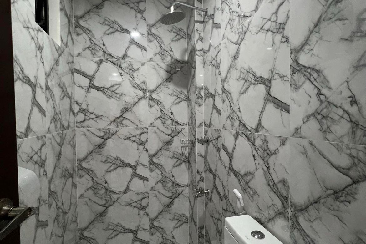 4 Bedroom Townhouse for Sale in Manila, Metro Manila near LRT-2 Legarda – photo 5