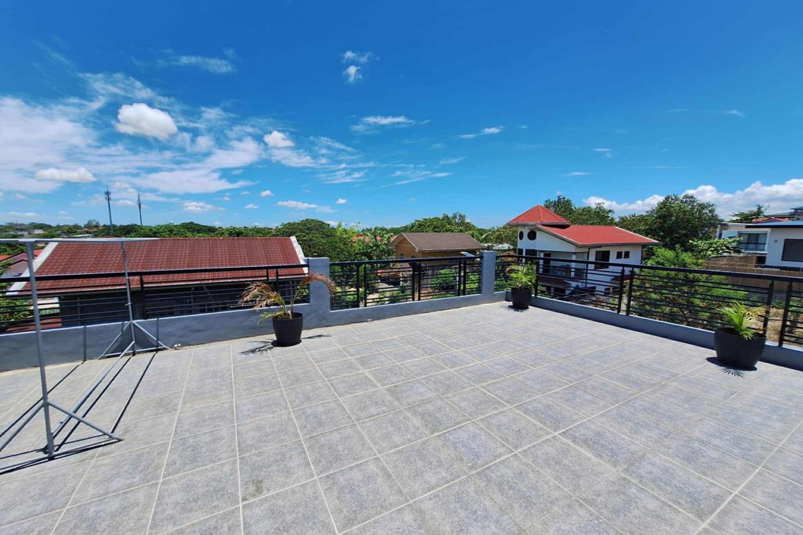 4 Bedroom Townhouse for Sale in Molino I, Bacoor, Cavite