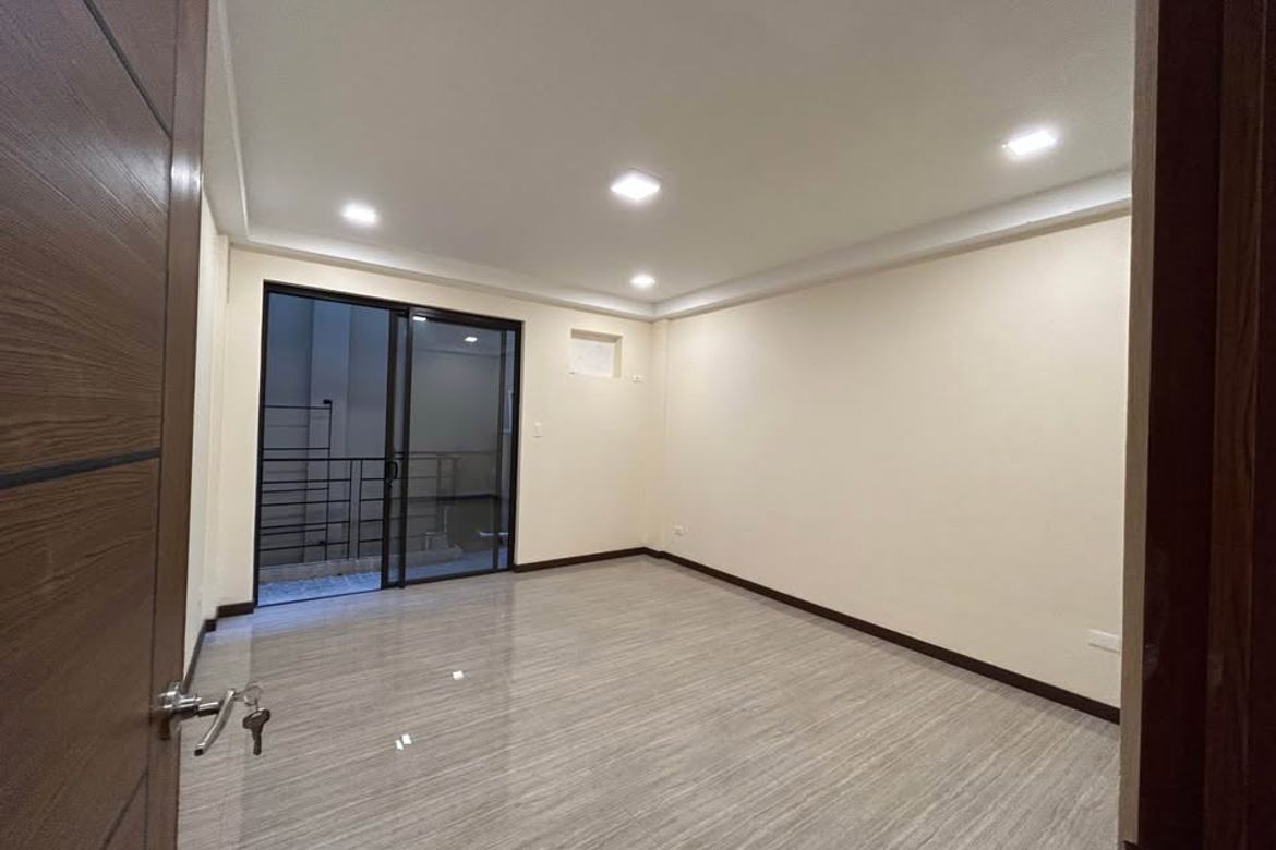 4 Bedroom Townhouse for Sale in Palanan, Makati, Metro Manila – photo 4