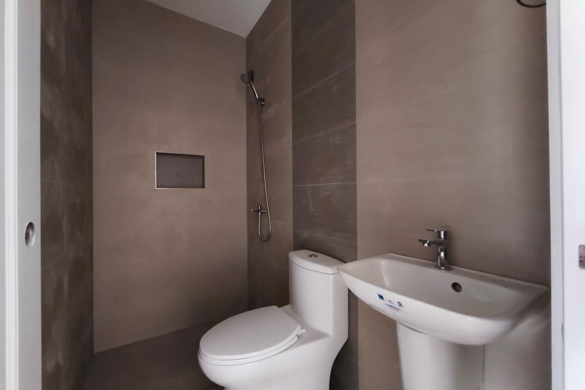 4 Bedroom Townhouse for Sale in Parang, Marikina, Metro Manila – photo 8