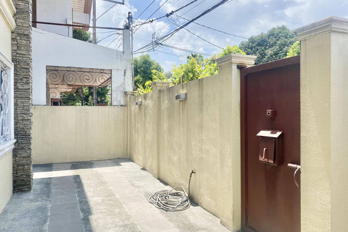 4 Bedroom Townhouse for Sale in Parkwood Greens Executive village, Maybunga, Pasig, Metro Manila – photo 4