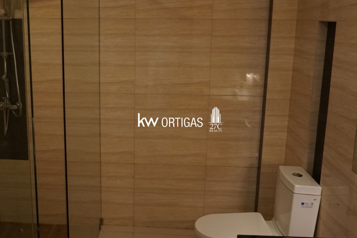 4 Bedroom Townhouse for Sale in Pasadeña, San Juan, Metro Manila near LRT-2 Gilmore – photo 6