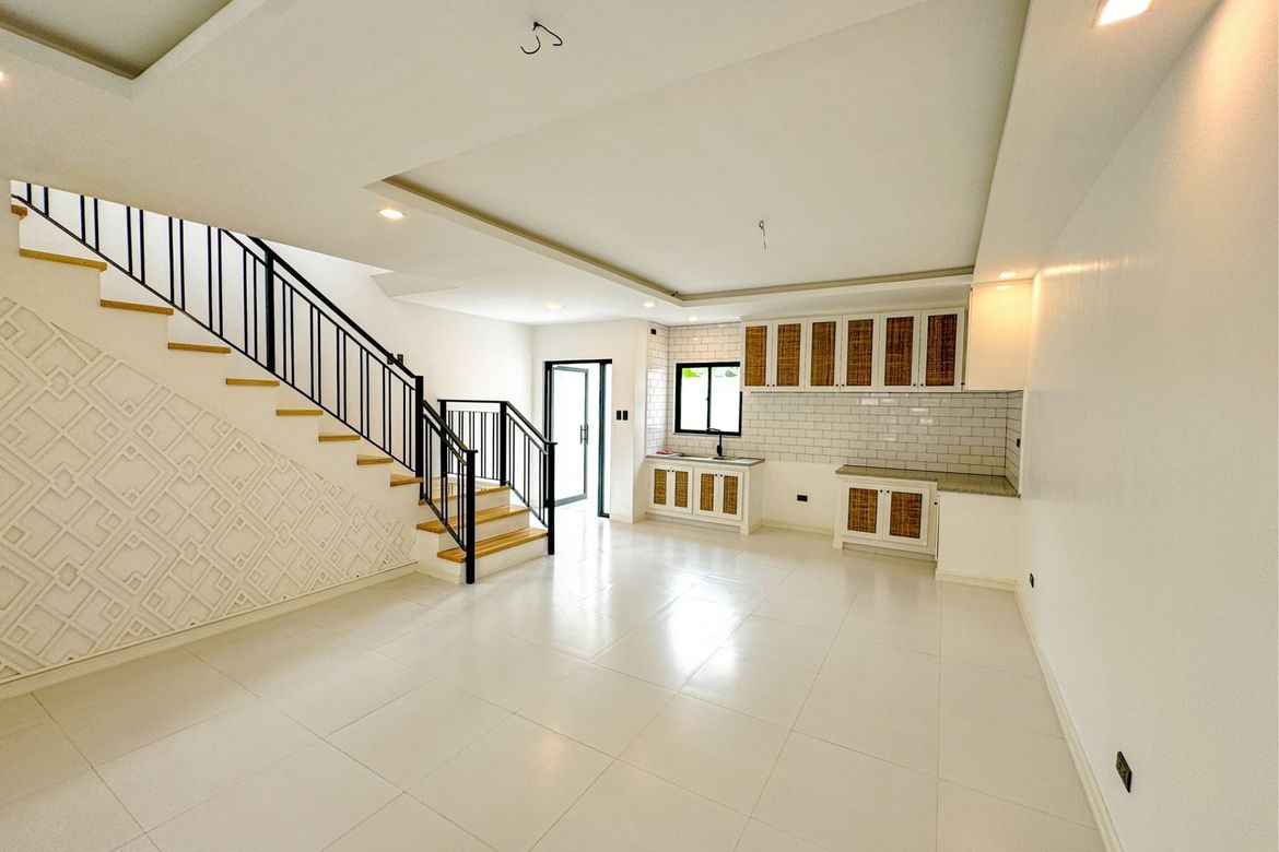 4 Bedroom Townhouse for Sale in Pilar, Las Piñas, Metro Manila – photo 5
