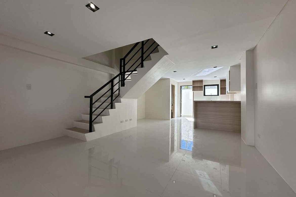 4 Bedroom Townhouse for Sale in Pilar, Las Piñas, Metro Manila – photo 3