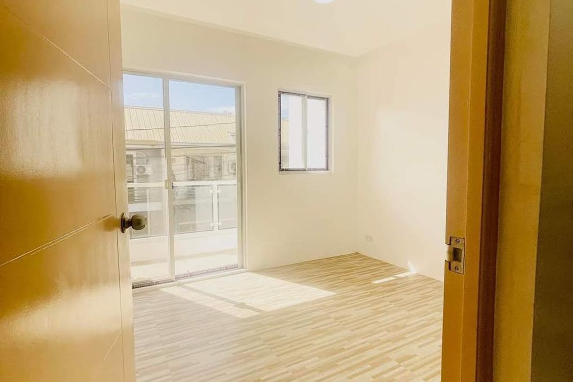 4 Bedroom Townhouse for Sale in Pilar, Las Piñas, Metro Manila – photo 8