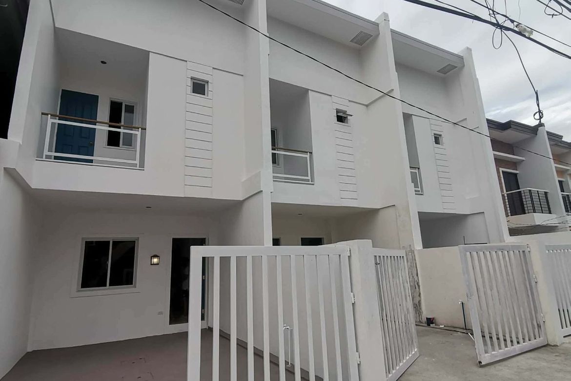 4 Bedroom Townhouse for Sale in Pilar, Las Piñas, Metro Manila